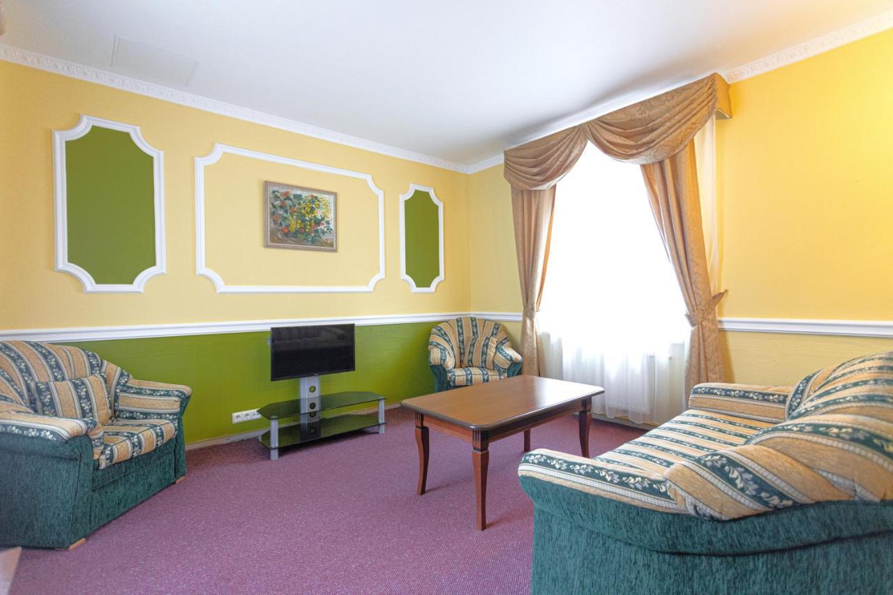 Good Stay Eiropa Hotel Economy Jūrkalne Eksteriør bilde