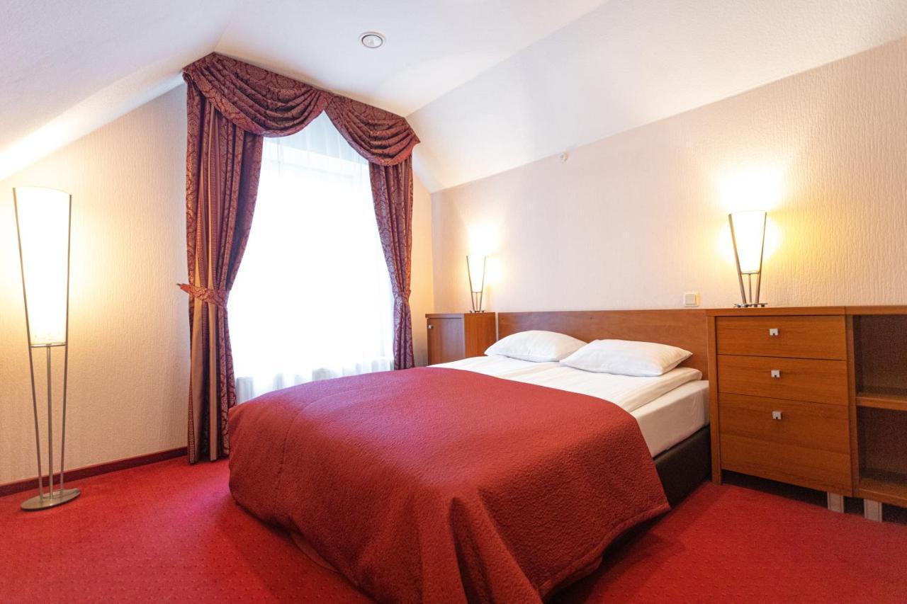 Good Stay Eiropa Hotel Economy Jūrkalne Eksteriør bilde