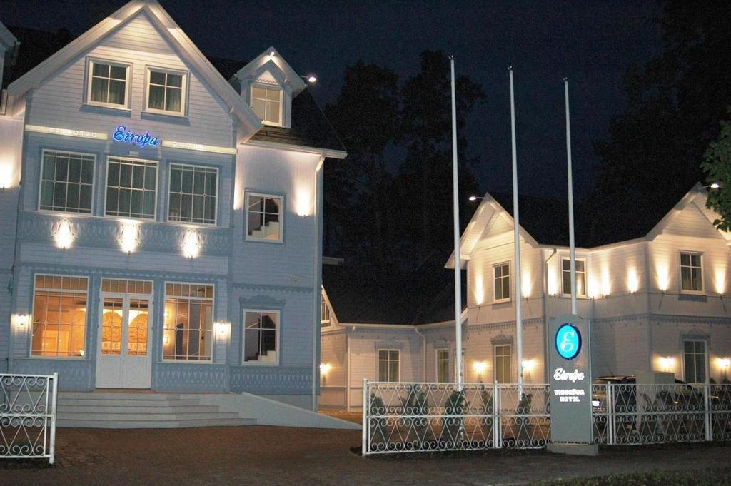 Good Stay Eiropa Hotel Economy Jūrkalne Eksteriør bilde