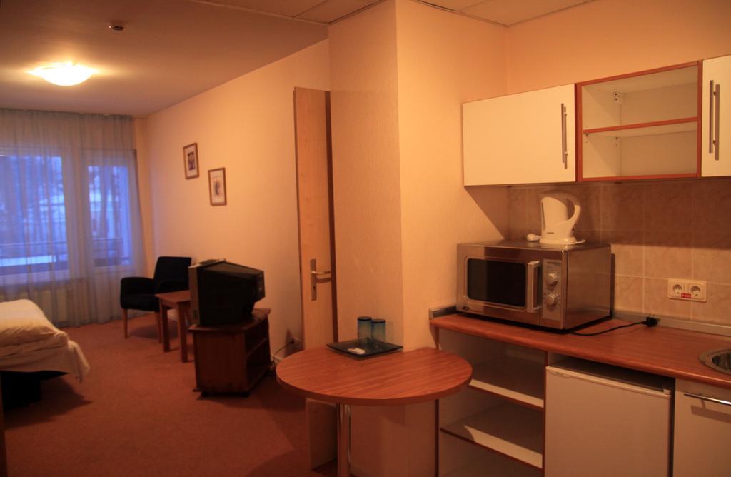 Good Stay Eiropa Hotel Economy Jūrkalne Rom bilde